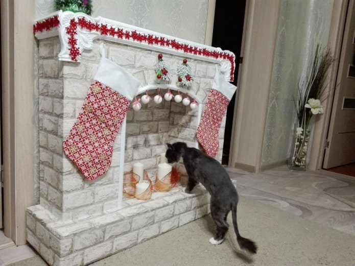 камін з коробки
