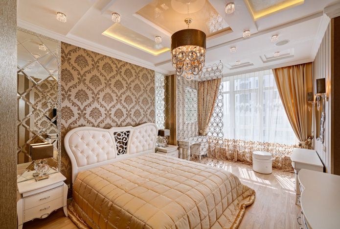 Коричневі стіни в спальні в класичному стилі