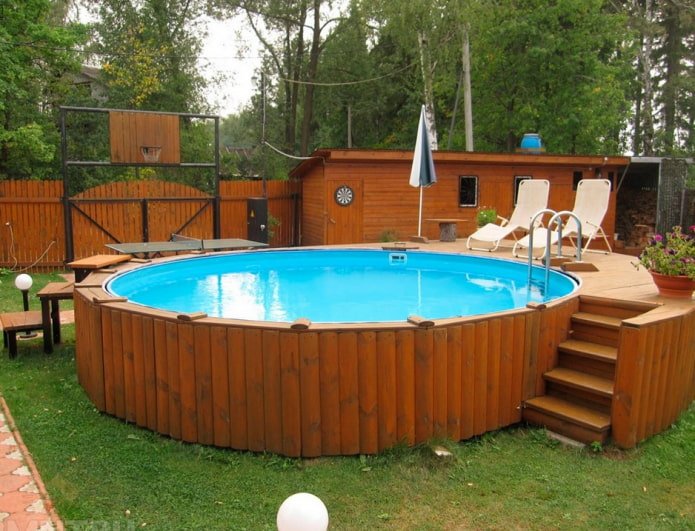 басейн