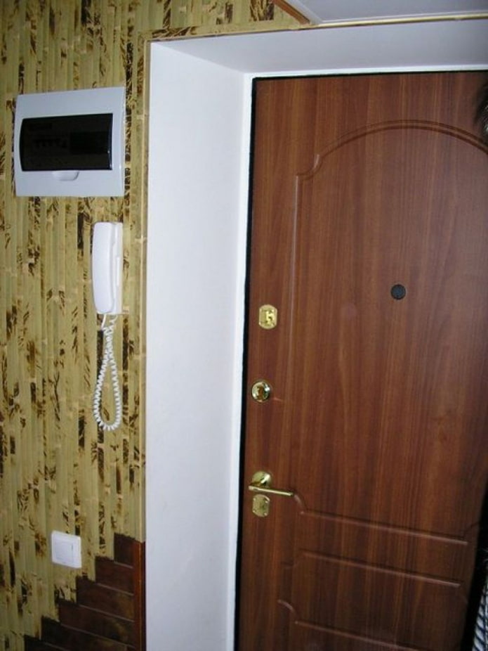 відкоси з пластикових панелей